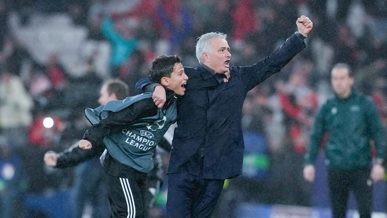 Jose Mourinho menegaskan kemenangan Benfica bukan hasil keberuntungan, melainkan buah dari performa luar biasa melawan lawan kelas elite