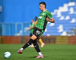 Manchester United mulai melirik Serie A sebagai solusi memperkuat pertahanan musim depan