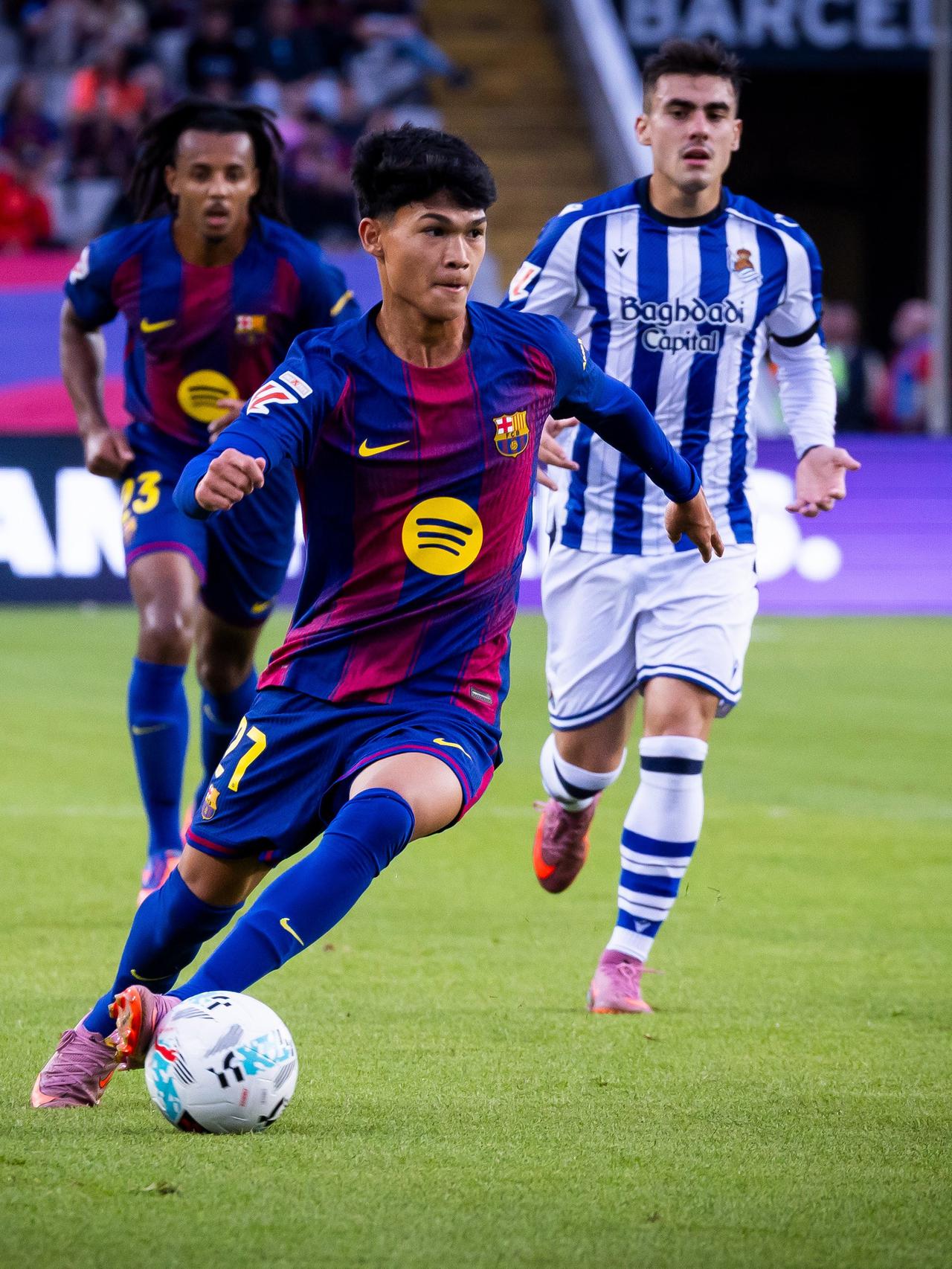 Talenta La Masia Lepas, Hansi Flick Murka dengan Keputusan Barcelona