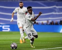 Real Madrid Tetap Prioritaskan Masa Depan Vinicius Meski Alonso Pergi