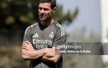 Tekanan ekstrem Santiago Bernabeu dan tuntutan hasil instan disebut jadi alasan utama kursi pelatih kembali berganti.