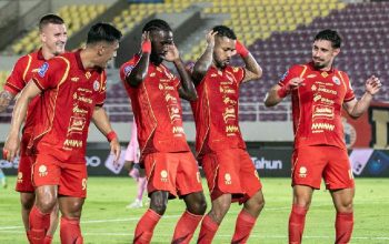 John Herdman Nonton Langsung Persija vs Madura United di BRI Super League, Jordi Amat: “Semoga Dia Menikmatinya”