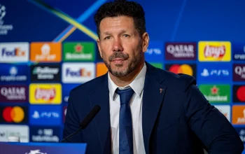 Ketidakpastian peran di Anfield mendorong Federico Chiesa mempertimbangkan opsi pulang ke Juventus.