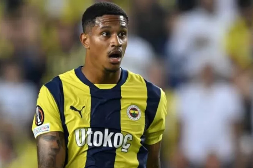 Bek Fenerbahce Bicara Soal Tawaran Indonesia dan Ambisi Bermain untuk Timnas Belanda