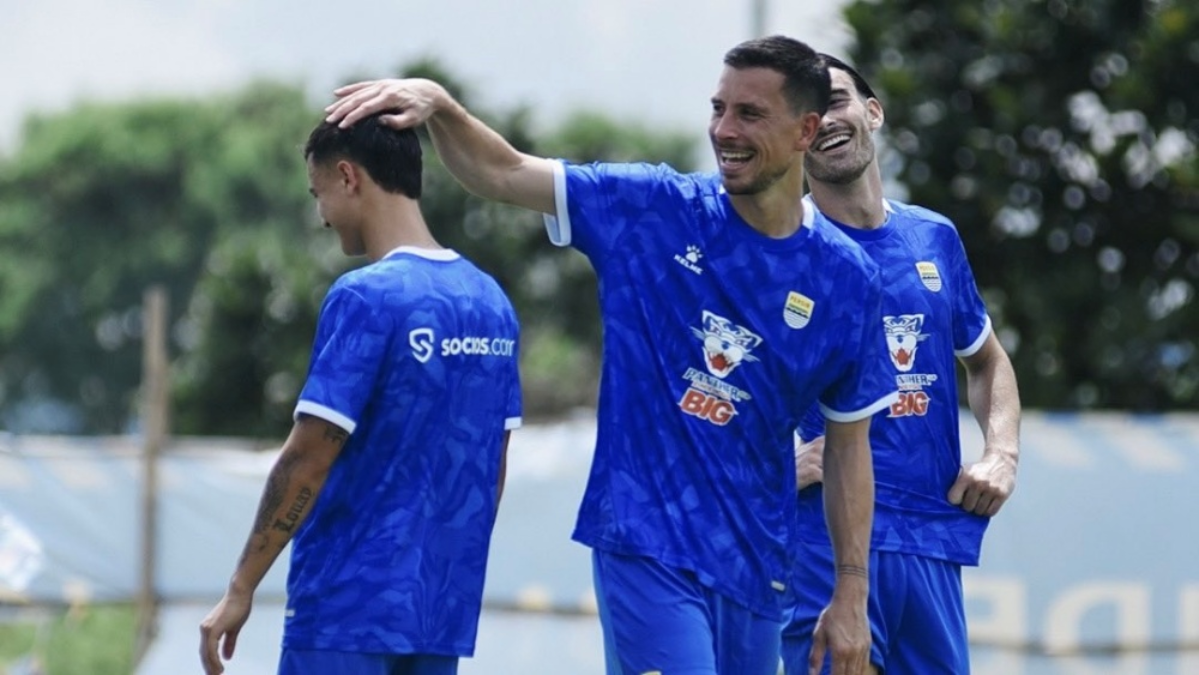 Kembalinya Marc Klok dan Eliano Reijnders jadi suntikan positif bagi Persib jelang duel klasik melawan Persija.
