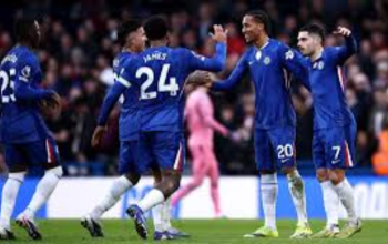 Mengapa Chelsea Masih Terus Berburu Bek Tengah Meski Stok Melimpah?