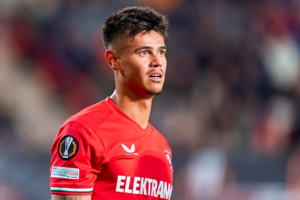 Cedera dan Konflik Internal Membayangi Karier Mees Hilgers di FC Twente