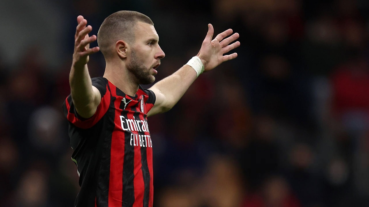 Lawan AS Roma, Strahinja Pavlovic Dipastikan Jalani Laga Comeback