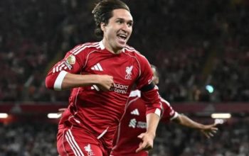 Memulangkan Chiesa ke Turin dari Liverpool
