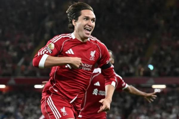 Memulangkan Chiesa ke Turin dari Liverpool
