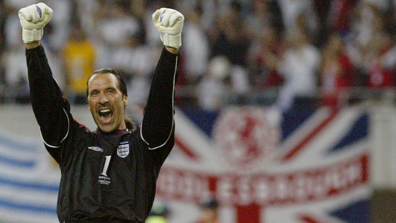 Gary Neville Ungkap 8 Kiper Terbaik Liga Inggris Sepanjang Masa, David De Gea Tak Masuk Daftar