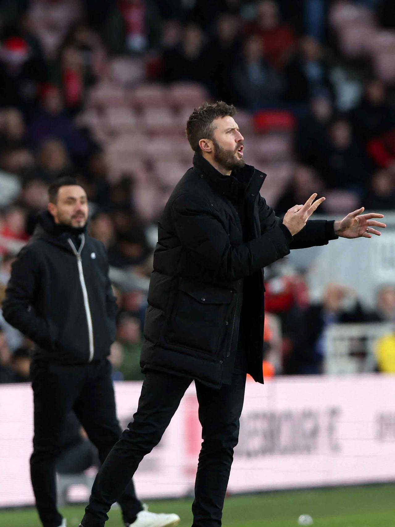 Michael Carrick Tetap Tenang Hadapi Rencana Protes Suporter, Prioritaskan Kemenangan Manchester United