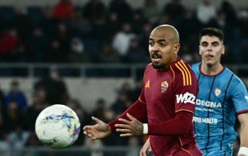 Donyell Malen Bersinar Melawan Napoli