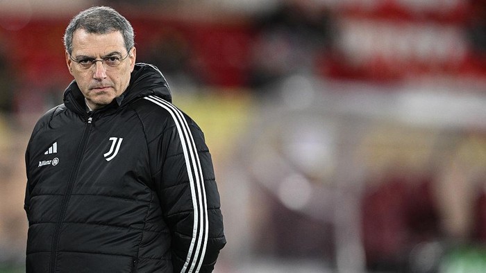 Kontroversi Derby d’Italia berujung sanksi tegas, manajemen Juventus harus menerima hukuman usai protes panas kontra Inter Milan di ajang Serie A.