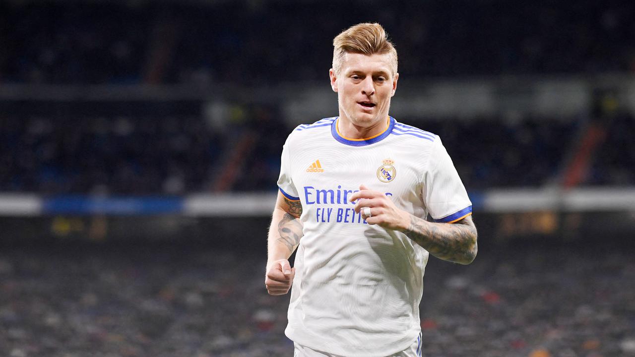 Sebelum di Telpon Ancelotti, Toni Kroos Hampir Bergabung Manchester United