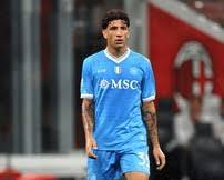 Insiden pelemparan flare ke arah Emil Audero memicu kecaman keras Giuseppe Marotta dan kembali menyoroti isu keamanan stadion di Italia.