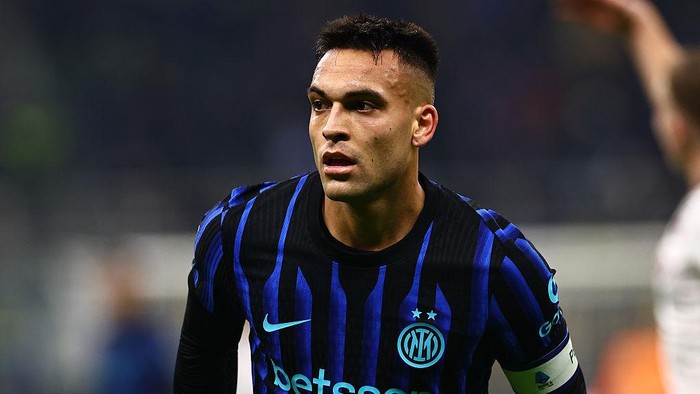 Lautaro Martínez diragukan tampil saat Inter Milan menghadapi AC Milan dalam Derby della Madonnina.