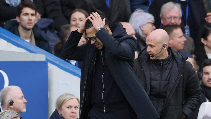 Chelsea Gagal Pertahankan Keunggulan, Liam Rosenior Soroti Mentalitas Tim