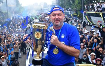 Pesan Bojan Hodak di Ruang Ganti Persib Usai Tersingkir dari ACL 2 2025/2026