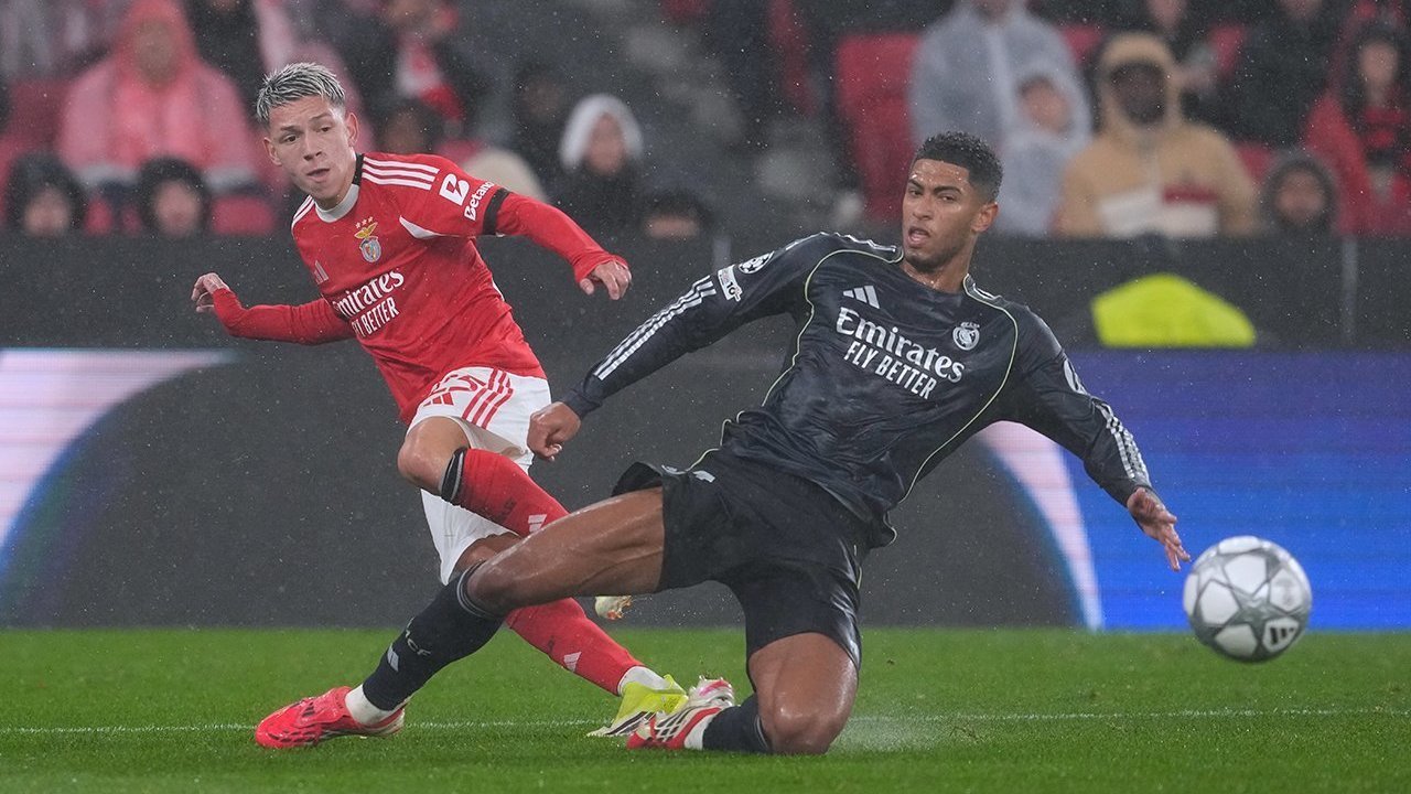 Meski Gagal ke Delapan Besar Liga Champions, Arbeloa Yakin Dukungan Fans Bernabeu Tetap Penting