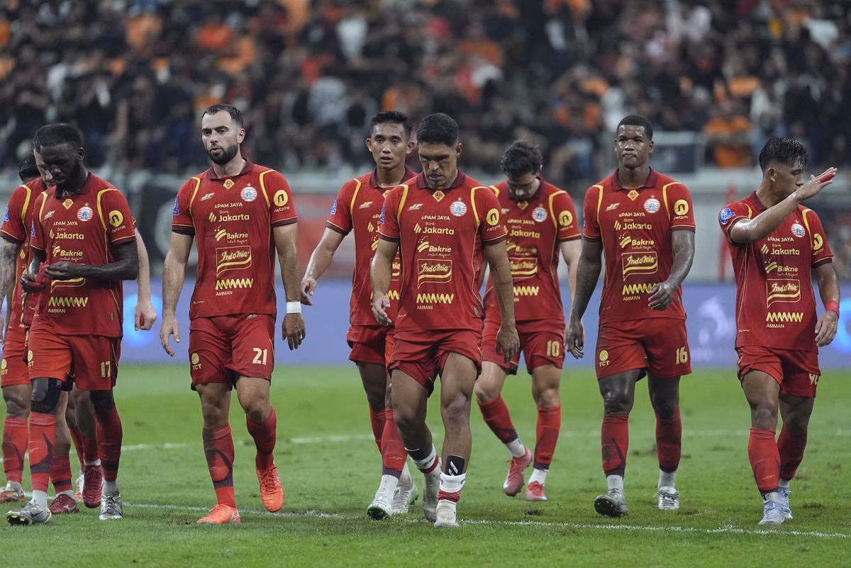 Persija Tempel Ketat Persib di Puncak, Malut United Kehilangan Momentum