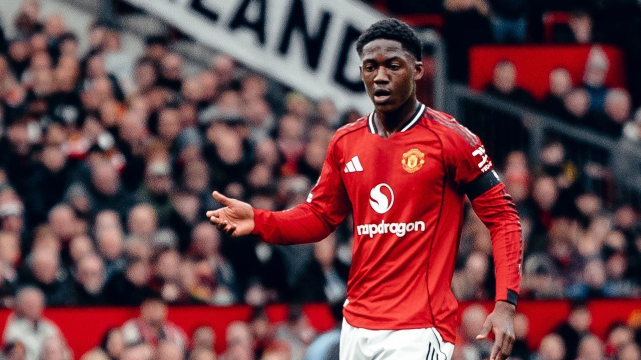 Kobbie Mainoo Tampil Impresif di Bawah Carrick, tetapi Masa Depannya di Manchester United Belum Pasti