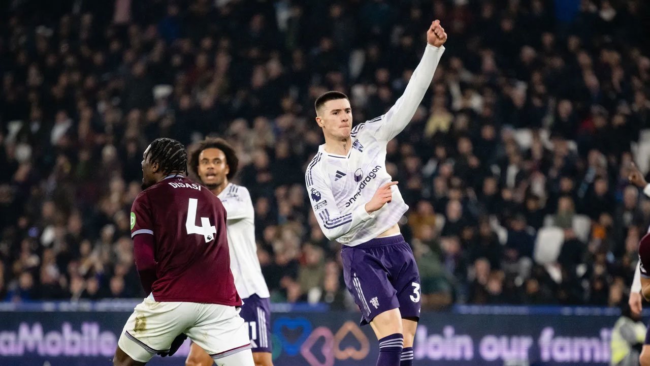 Michael Carrick Puji Benjamin Sesko Usai Selamatkan Manchester United di Kandang West Ham