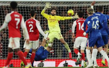 David Raya, jadi penyelamat untuk mengamankan kemenangan atas Chelsea