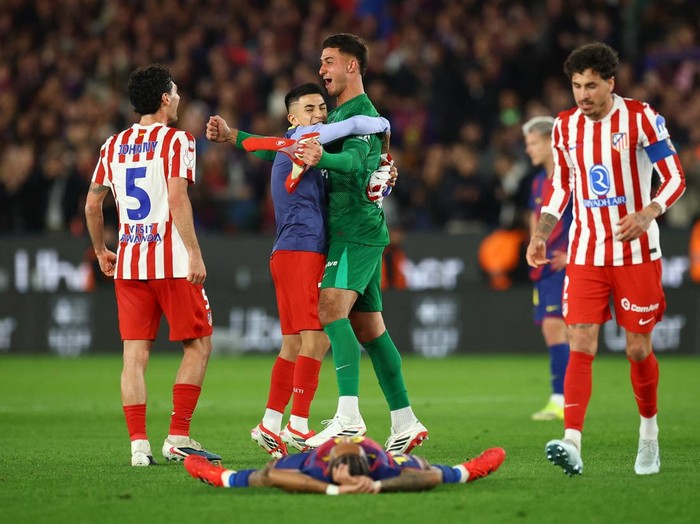 Kemenangan 3-0 tak cukup membawa FC Barcelona lolos setelah kalah agregat dari Atletico Madrid.