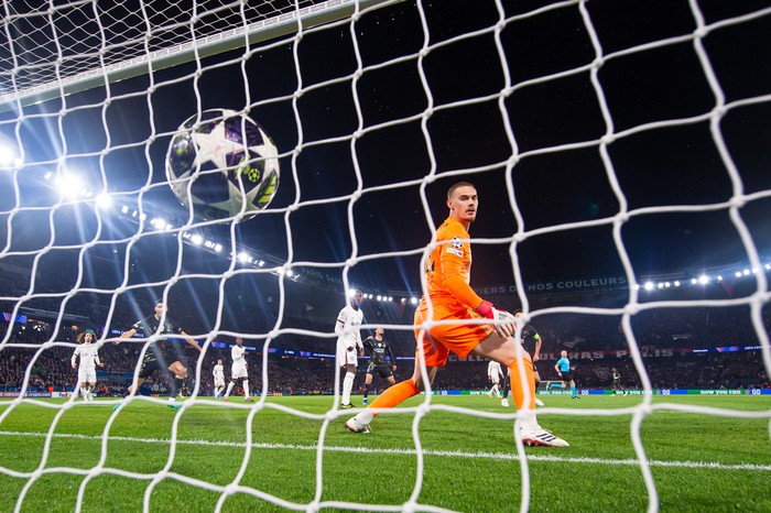 Dua Gol di Menit Akhir Mengubah Segalanya bagi The Blues