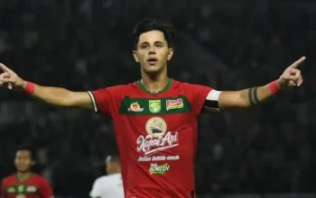 Kalah Telak dari Borneo FC Samarinda, Bruno Moreira Minta Pemain Persebaya Surabaya Segera Bangkit