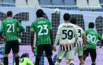 Hasil Sassuolo vs Atalanta: Jay Idzes Bersinar Meski Dikartu Kuning, Tuan Rumah Raih Kemenangan 2-1