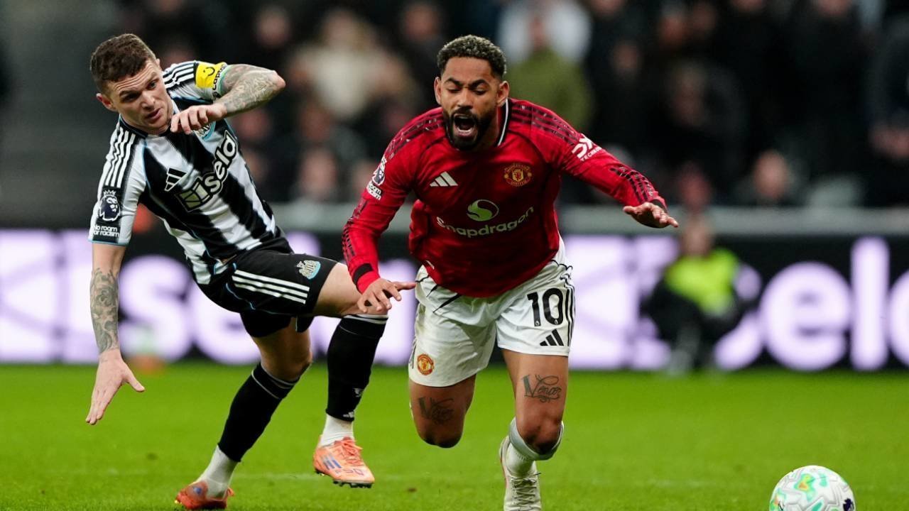 Newcastle 2-1 Manchester United: Kekalahan Berat untuk Carrick, Momentum Emas bagi Howe